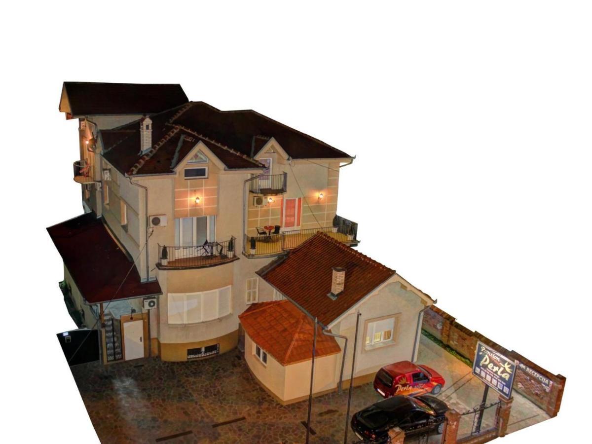 Hotel Perla Ldm Leskovac Лесковац Екстер'єр фото