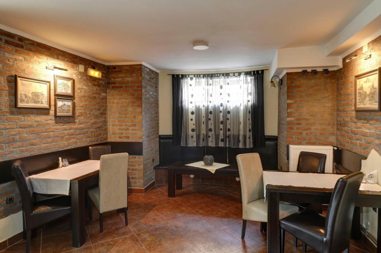 Hotel Perla Ldm Leskovac Лесковац Екстер'єр фото
