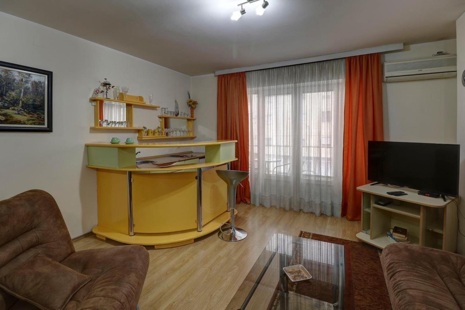 Hotel Perla Ldm Leskovac Лесковац Екстер'єр фото