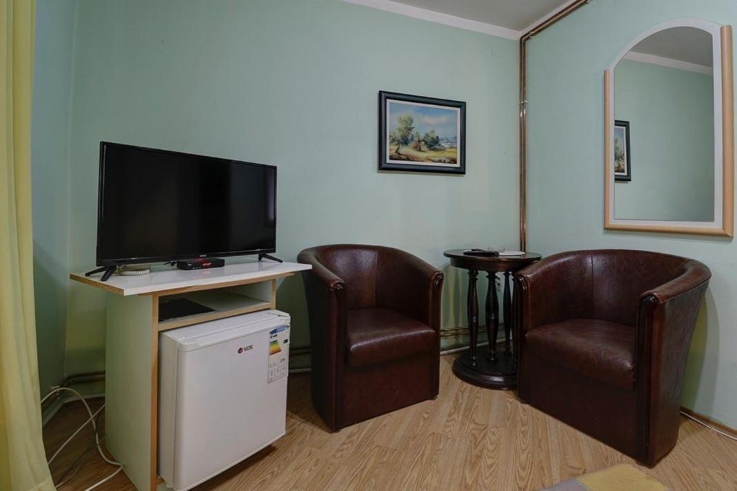 Hotel Perla Ldm Leskovac Лесковац Екстер'єр фото