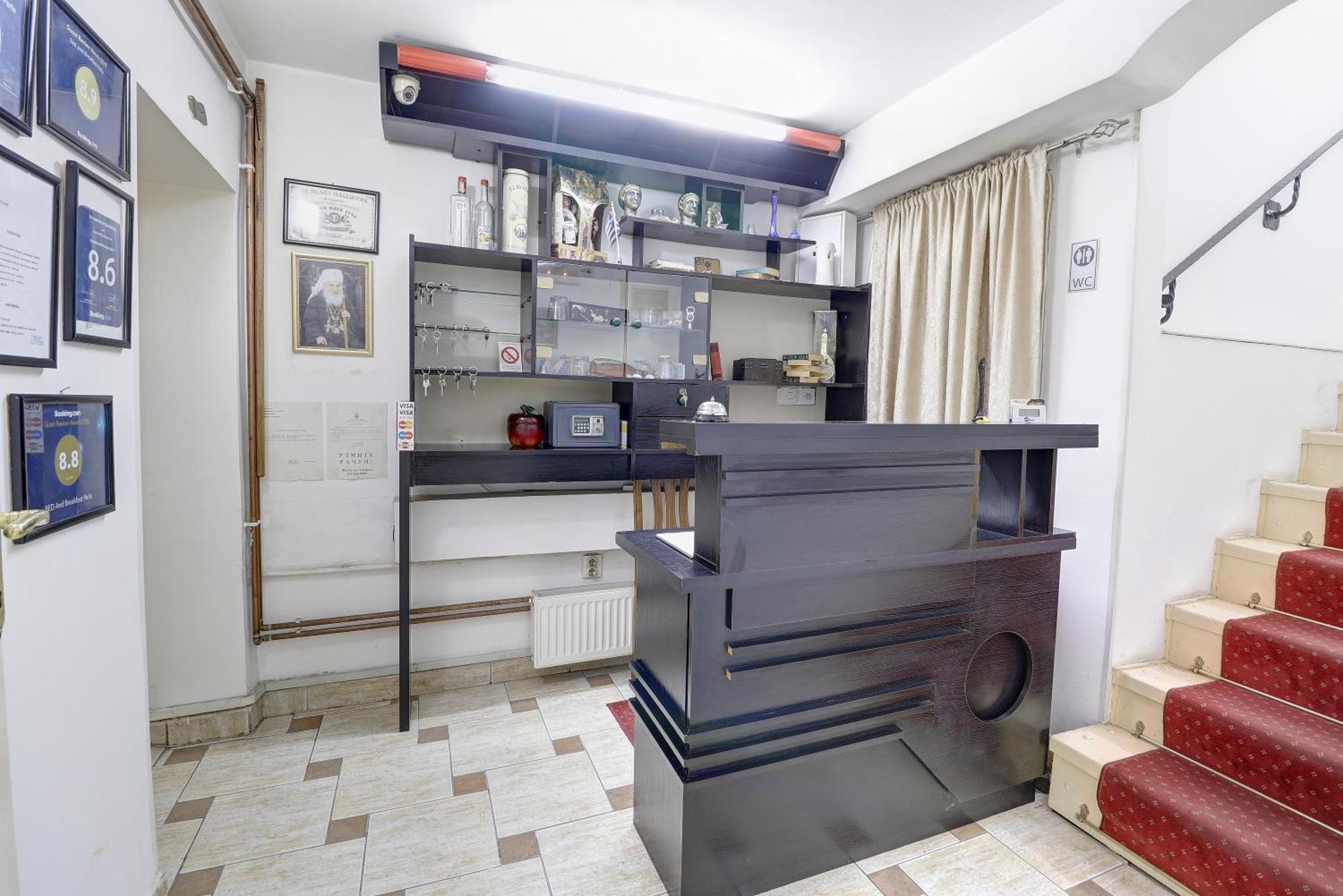 Hotel Perla Ldm Leskovac Лесковац Екстер'єр фото